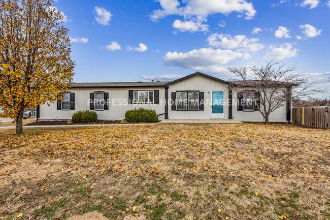 property at 1008 W 60th St S