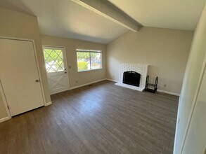17240 Markross Ct in Morgan Hill, CA - Building Photo - Building Photo
