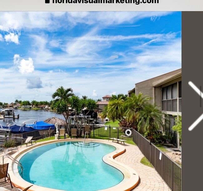 4803 SW Santa Barbara Ct in Cape Coral, FL - Building Photo - Building Photo