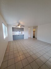 3302 W Shields Ave in Fresno, CA - Building Photo - Building Photo