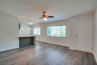 544 Evergreen St in Inglewood, CA - Building Photo - Building Photo