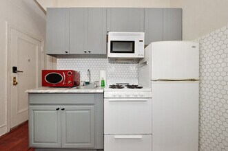 315 E 77th St, Unit SI ID1323928P in New York, NY - Foto de edificio - Building Photo