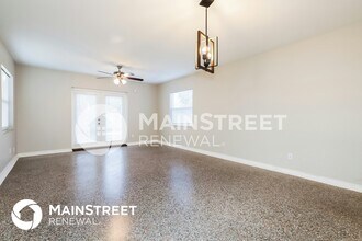 121 Emily Ln, Unit 31-204 in Brandon, FL - Building Photo - Building Photo