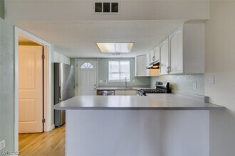 457 Sellers Pl in Henderson, NV - Building Photo - Building Photo