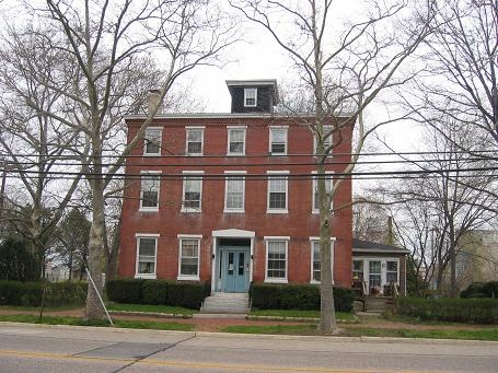 82 W Broadway in Salem, NJ - Building Photo