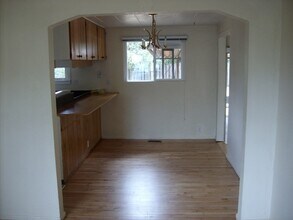 2010 W 18th Ave in Eugene, OR - Building Photo - Building Photo