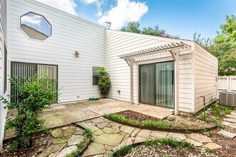 3105 Kristin Ct in Garland, TX - Building Photo - Building Photo