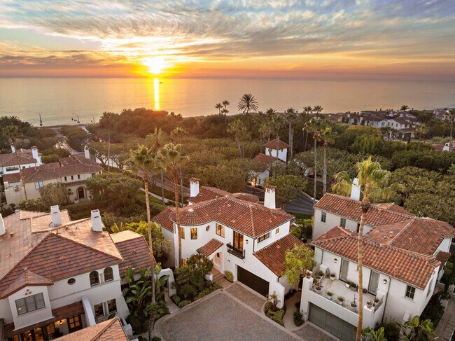 84 Sidney Bay Dr