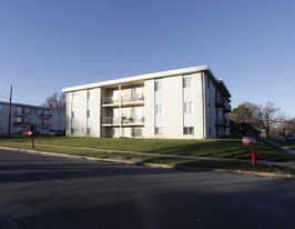 4431 Holdrege St Apartments