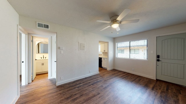 Pavilion at Bishop Ridge in Dallas, TX - Foto de edificio - Building Photo