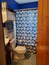 707 Newport Pl, Unit 707 in Ann Arbor, MI - Foto de edificio - Building Photo