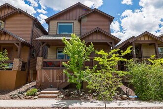 2429 W Bruce Balle Dr in Flagstaff, AZ - Building Photo - Building Photo