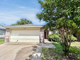 10908 Deauville Cir S in Fort Worth, TX - Building Photo