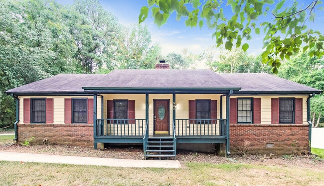 property at 353 Sherwood Cir SE