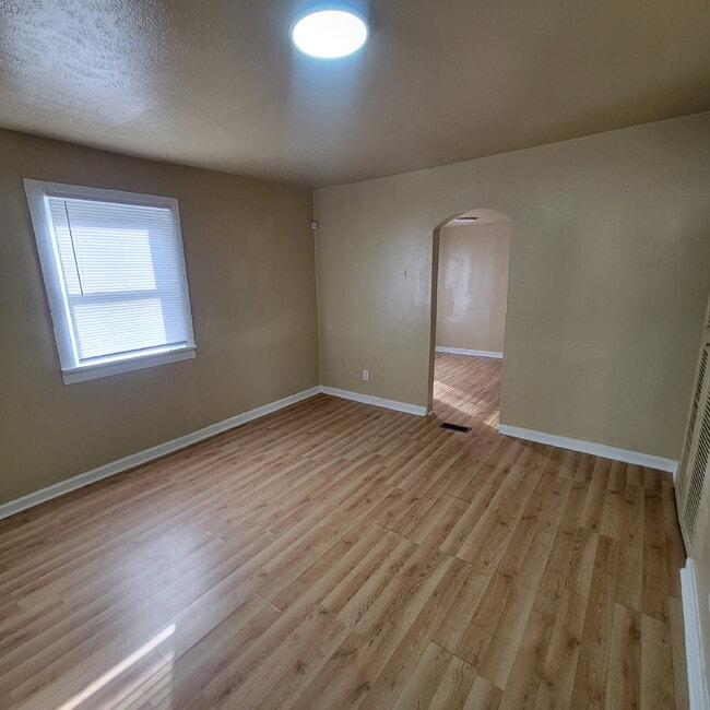 1820 Asbury St in Indianapolis, IN - Building Photo - Building Photo