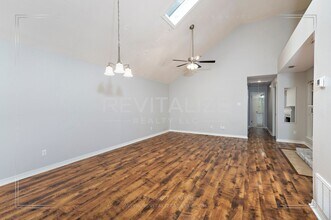 2108 Panorama Dr in Mobile, AL - Building Photo - Building Photo