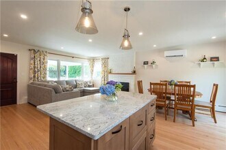 5 Sherri Ln in Middletown, RI - Building Photo - Building Photo