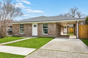 2610-2612 Dawson St in Kenner, LA - Building Photo