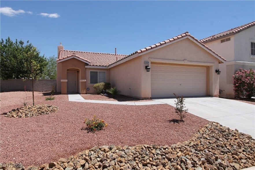 5934 Gingham St, Unit B in North Las Vegas, NV - Building Photo
