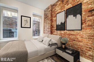 143 Ludlow St, Unit 4C in New York, NY - Building Photo - Building Photo