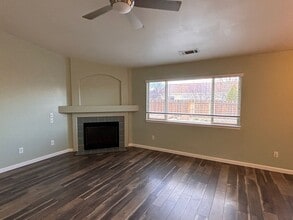 830 Randell Dr in Carson City, NV - Building Photo - Building Photo