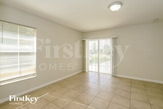 1905 Eden Dr in Deltona, FL - Building Photo - Building Photo
