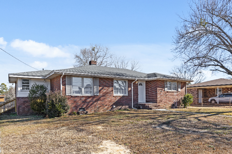 3428 Westmont Dr in Aiken, SC - Building Photo