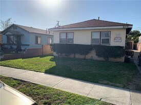 8921 Hunt Ave, Unit B in South Gate, CA - Building Photo