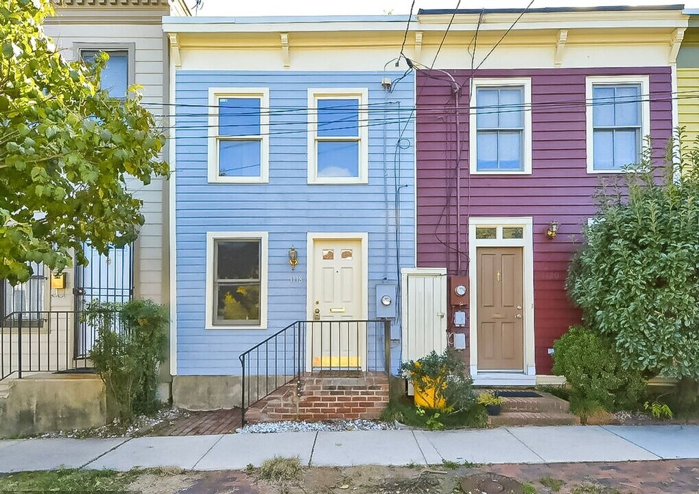 1118 Princess St in Alexandria, VA - Building Photo