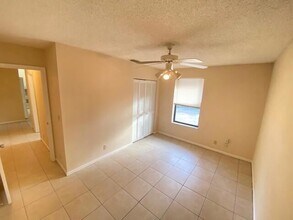 1157 Hyacinth Pl in Wellington, FL - Building Photo - Building Photo