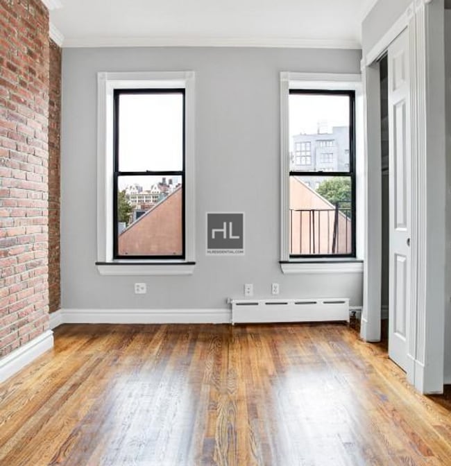MOTT ST. in New York, NY - Building Photo - Building Photo