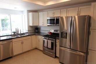 7642 Goode St in San Diego, CA - Building Photo - Building Photo
