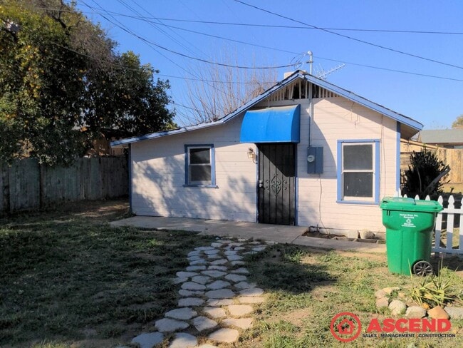 1625 Rench Rd