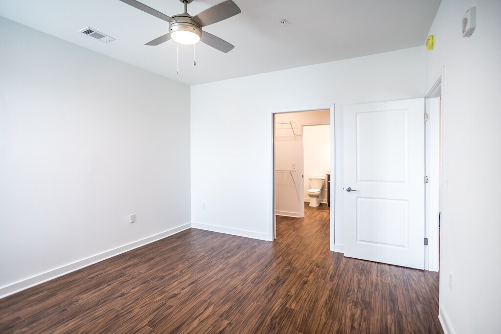 Lakeland Town Square Lakeland, TN Apartments