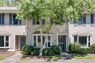 68 Forest Oaks Dr in Durham, NC - Building Photo