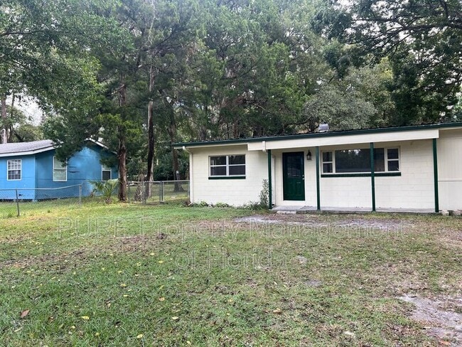 2205 NE 14th Ave in Ocala, FL - Building Photo - Building Photo