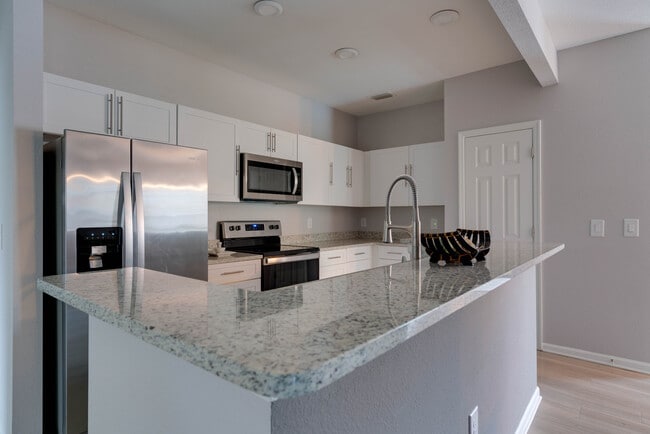 Heritage Deerwood in Jacksonville, FL - Foto de edificio - Interior Photo