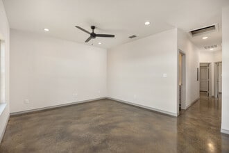 10407 County Rd 2180 in Whitehouse, TX - Building Photo - Building Photo