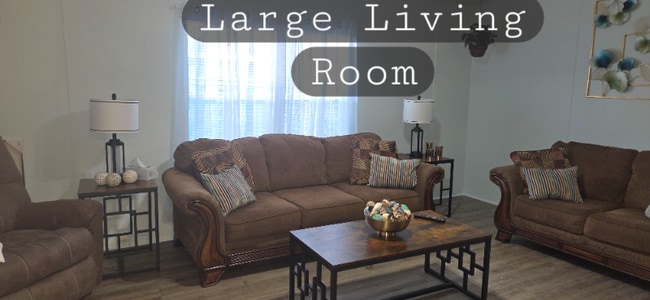 15580 Royal Coach Cir in North Fort Myers, FL - Building Photo - Building Photo