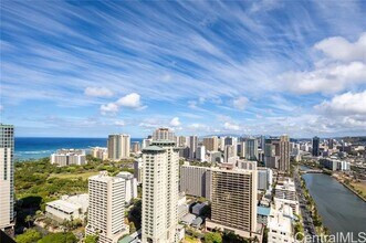 2121 Ala Wai Blvd in Honolulu, HI - Foto de edificio - Building Photo