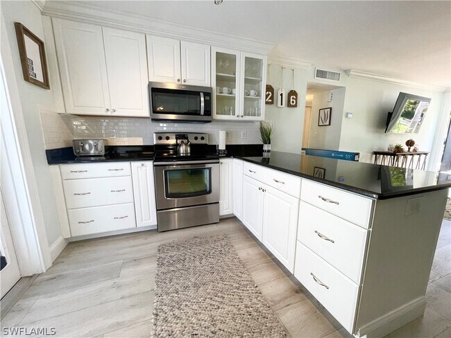 property at 905 13th St N