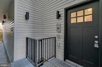 1729 Francis St photo'