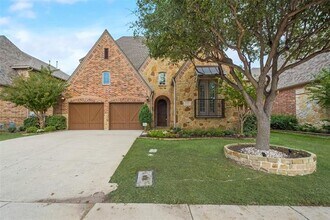 211 Guadalupe Dr in Irving, TX - Building Photo - Building Photo