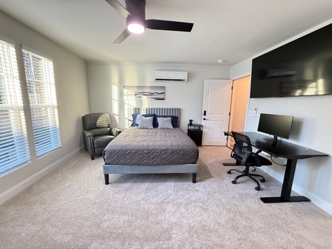 property at 4045 Grommet Ct