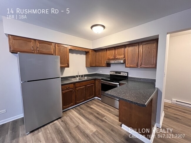 14 Rushmore Rd in Fox Lake, IL - Building Photo - Building Photo