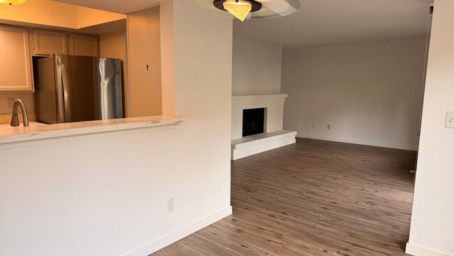 12904 126th Ct NE in Kirkland, WA - Building Photo - Building Photo