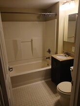 112 W 128th St, Unit 4 in New York, NY - Building Photo - Building Photo