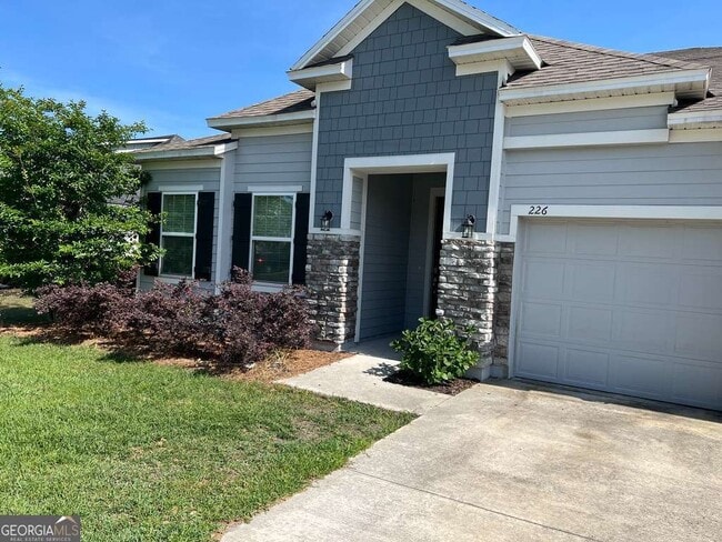 property at 226 Edgewater Dr