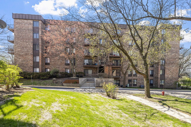 property at 425 Walnut Creek Rd