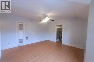 65 East Ave in Brantford, ON - Building Photo - Building Photo